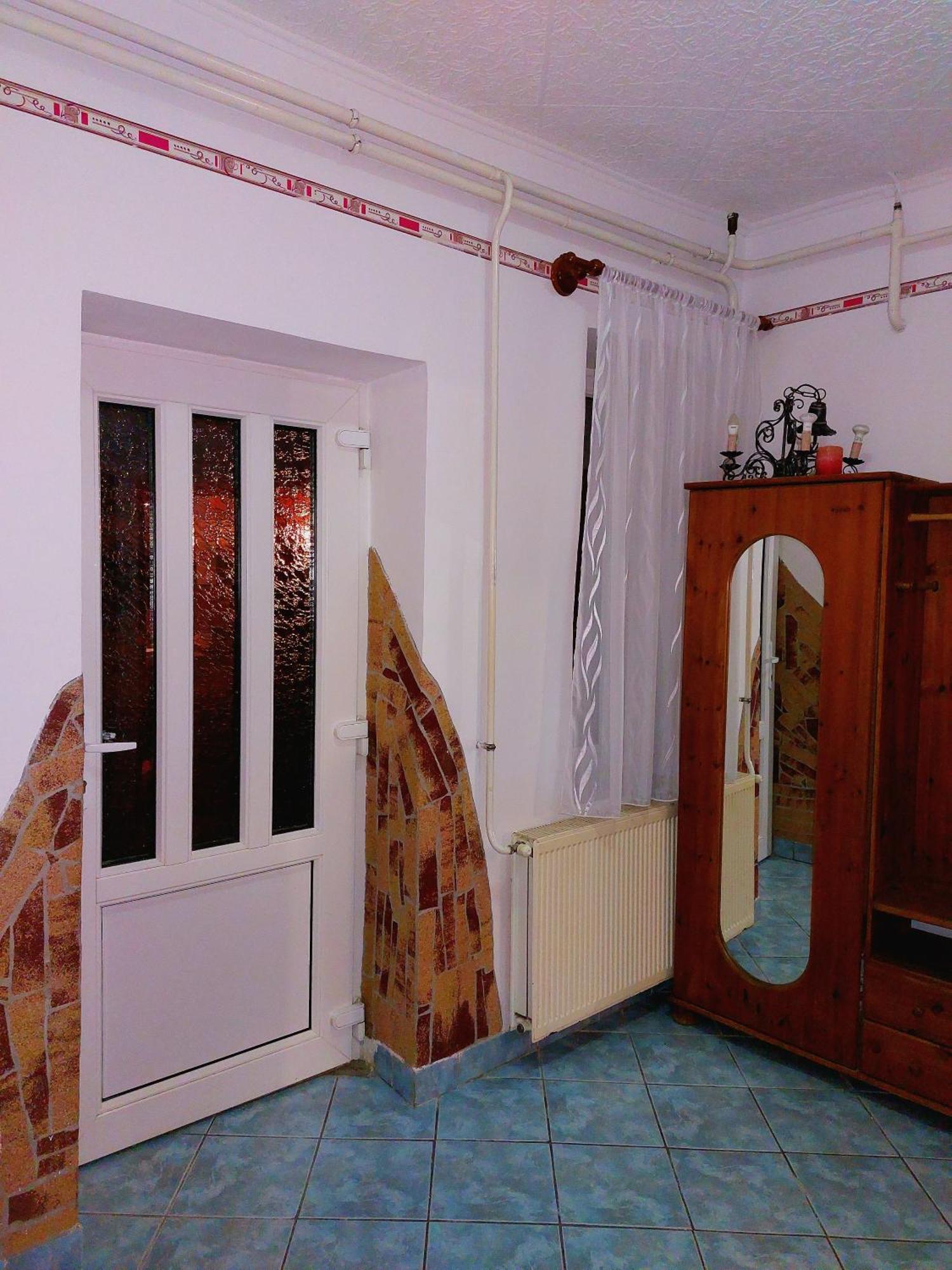 Kata Vendeghaz Apartment Sátoraljaújhely Екстериор снимка
